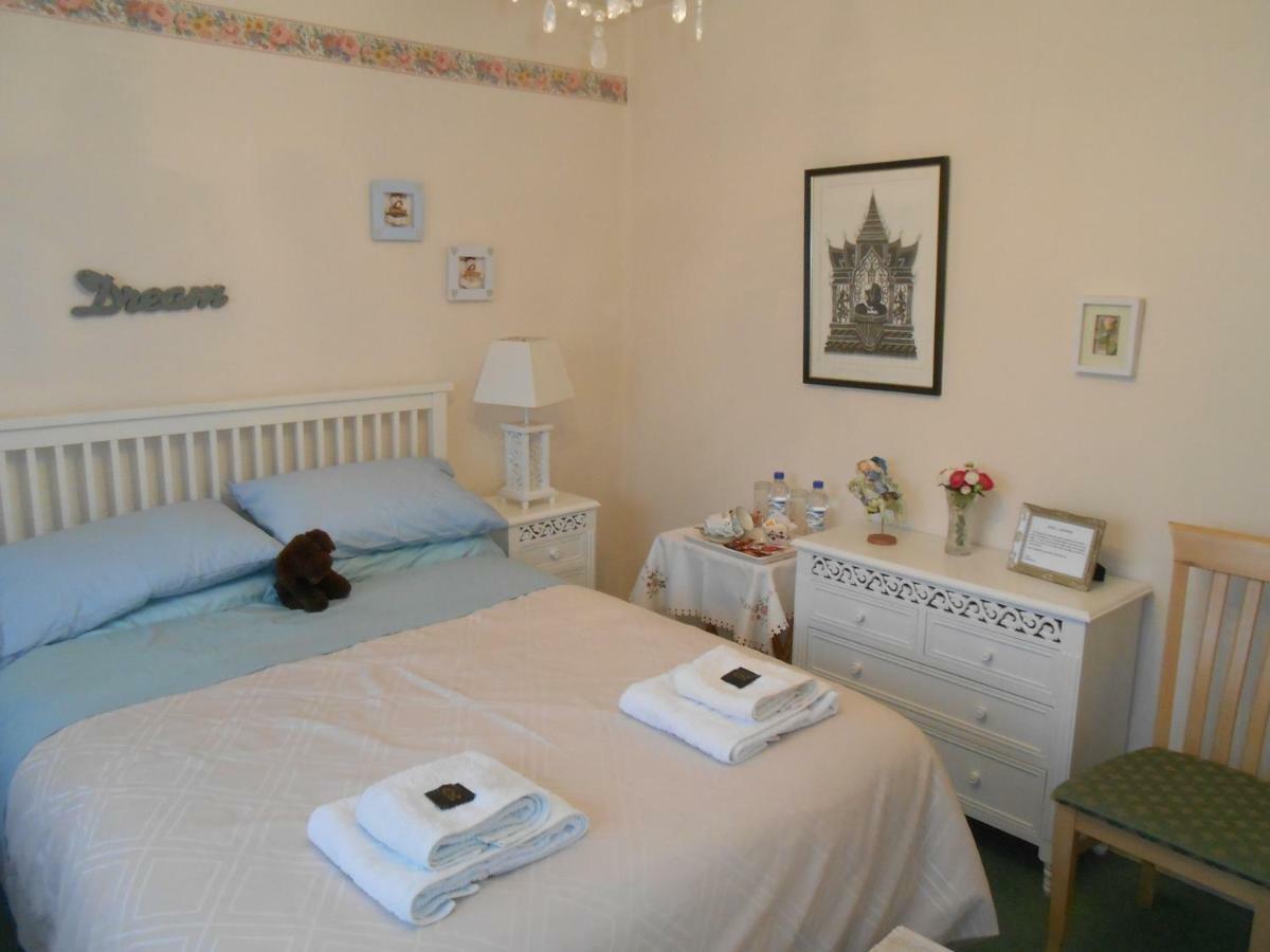 Rose Villa Bed And Breakfast Forfar Ngoại thất bức ảnh